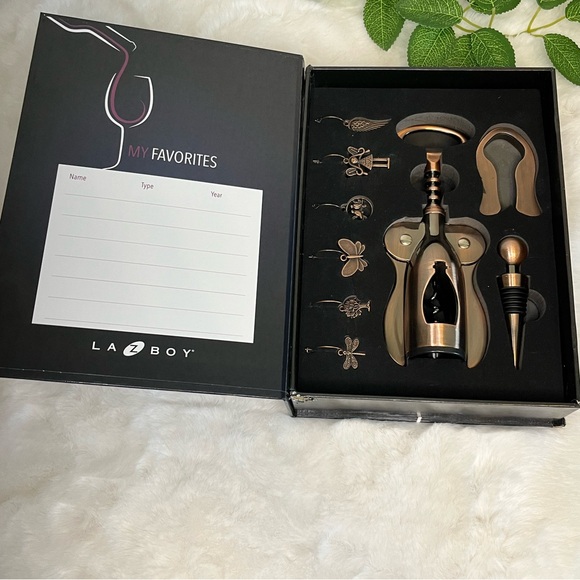 LA Z BOY Wine Essentials - Picture 3 of 10